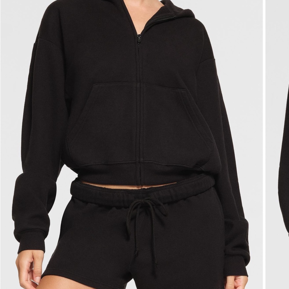 Skims Sweatshirt zip up